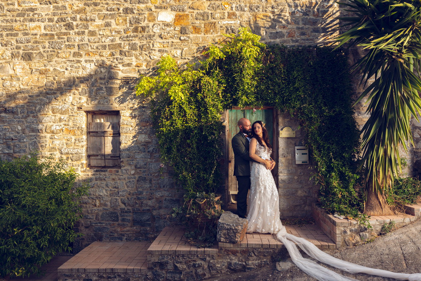 Collection 100 photo by Konstantinos Ragias